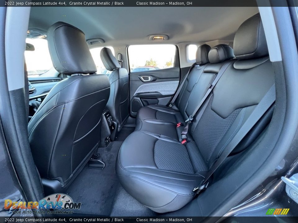2022 Jeep Compass Latitude 4x4 Granite Crystal Metallic / Black Photo #3