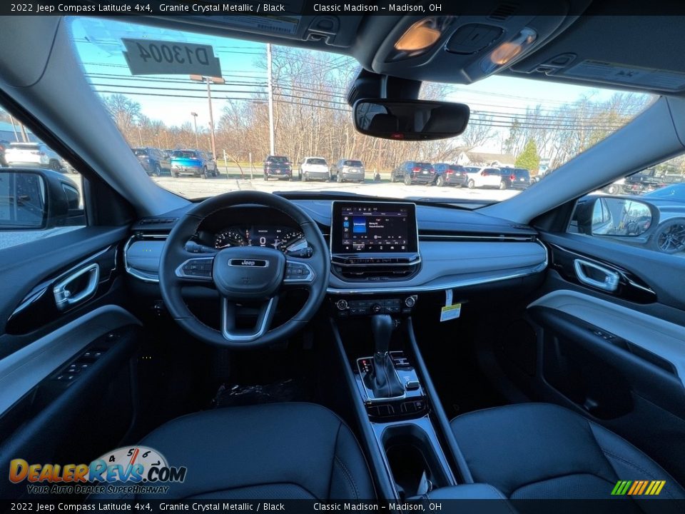 2022 Jeep Compass Latitude 4x4 Granite Crystal Metallic / Black Photo #4
