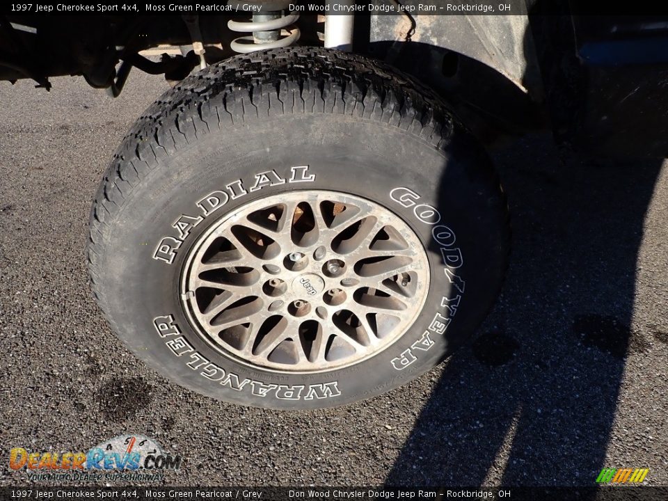 1997 Jeep Cherokee Sport 4x4 Wheel Photo #14