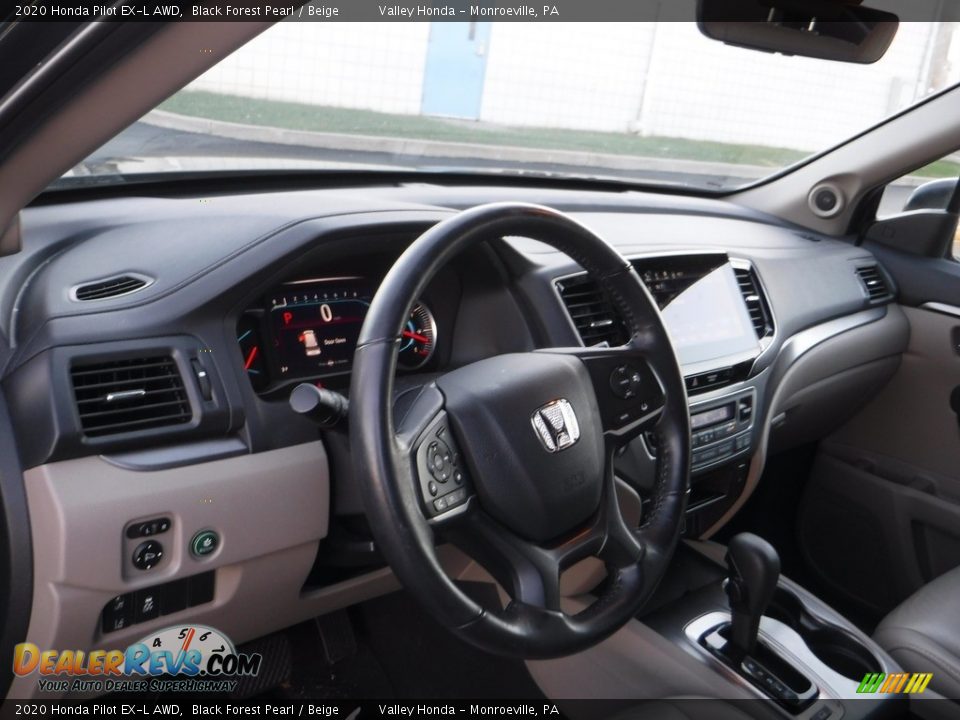 2020 Honda Pilot EX-L AWD Black Forest Pearl / Beige Photo #10