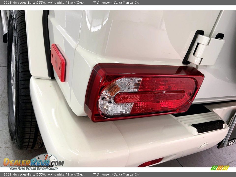 2013 Mercedes-Benz G 550 Arctic White / Black/Grey Photo #28