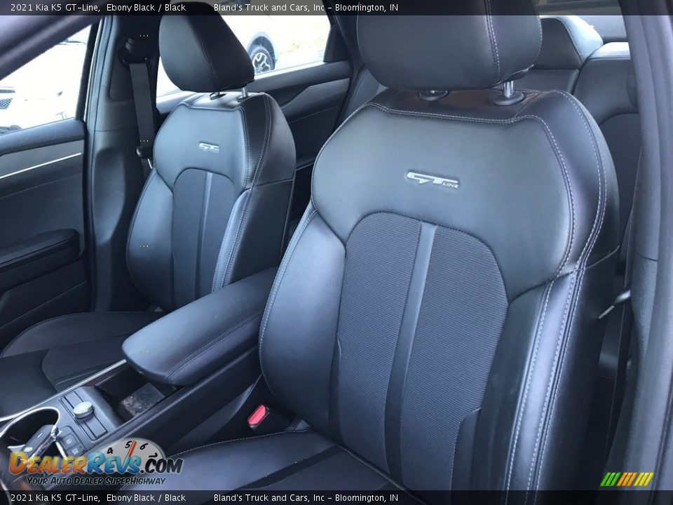 Front Seat of 2021 Kia K5 GT-Line Photo #7