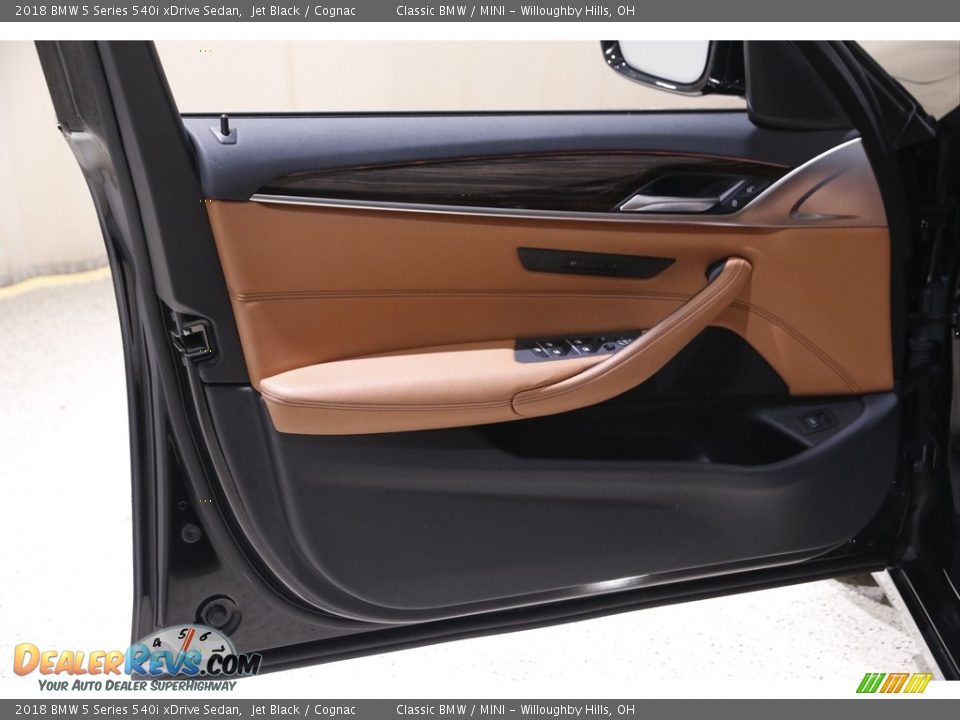 2018 BMW 5 Series 540i xDrive Sedan Jet Black / Cognac Photo #4