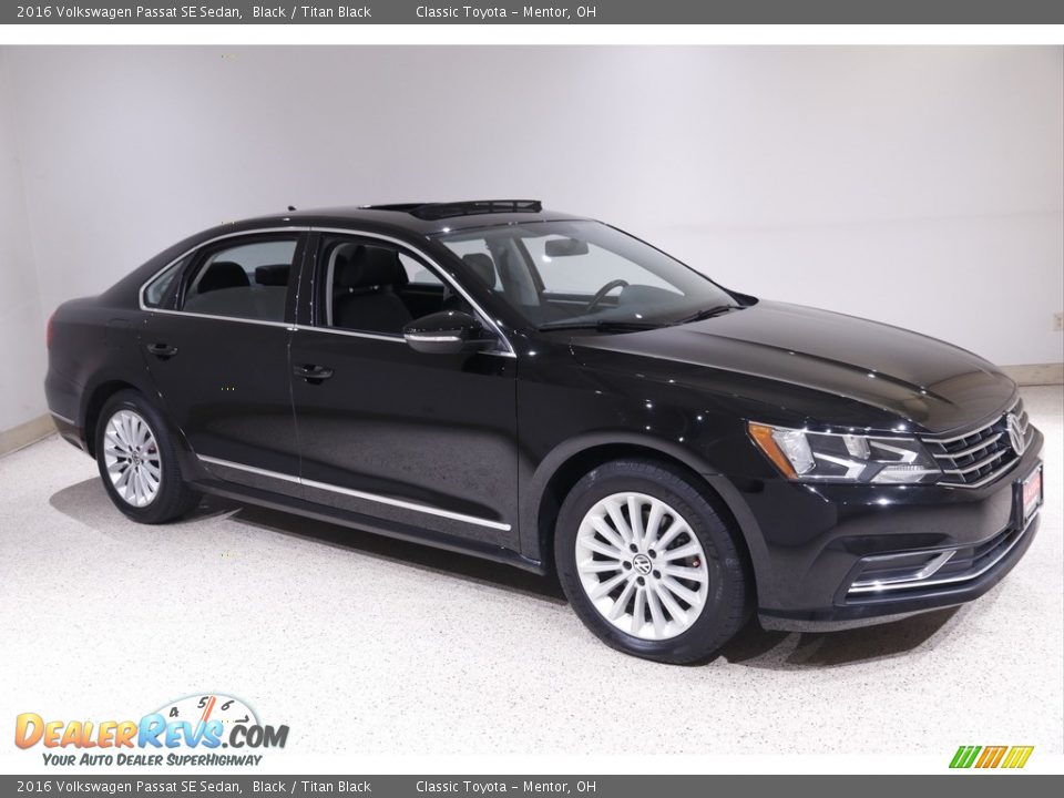 Black 2016 Volkswagen Passat SE Sedan Photo #1