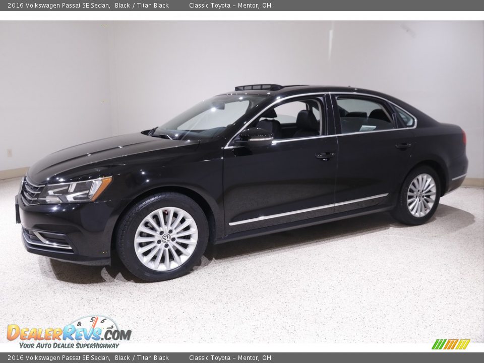 Black 2016 Volkswagen Passat SE Sedan Photo #3