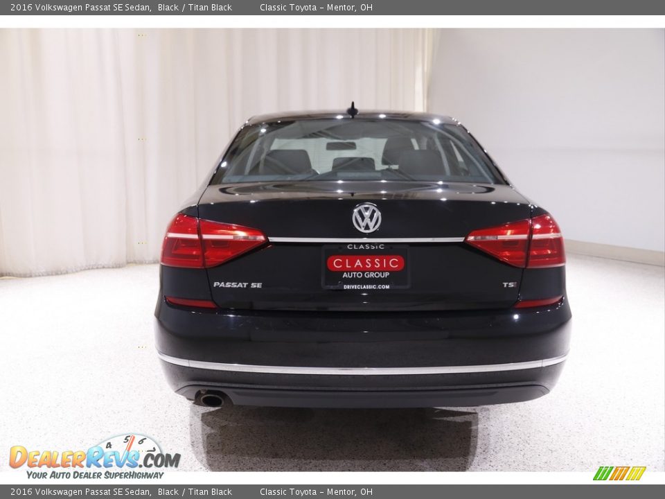 2016 Volkswagen Passat SE Sedan Black / Titan Black Photo #16