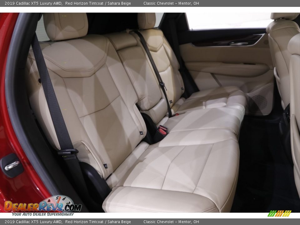 2019 Cadillac XT5 Luxury AWD Red Horizon Tintcoat / Sahara Beige Photo #17