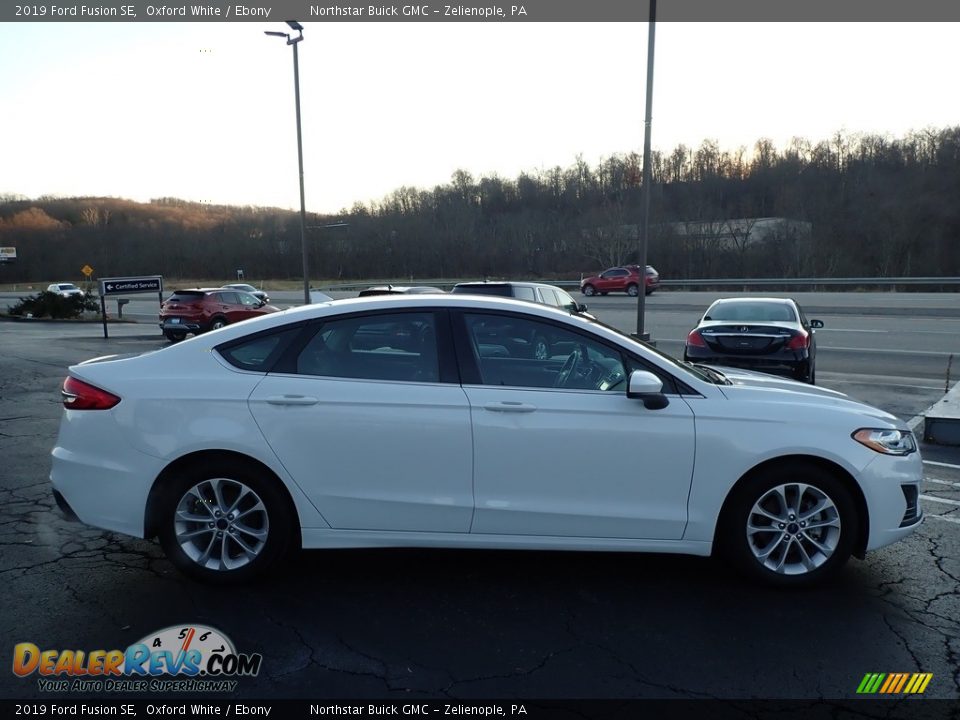 2019 Ford Fusion SE Oxford White / Ebony Photo #5