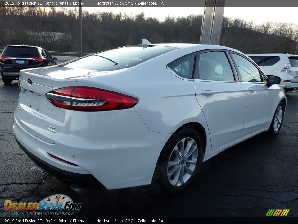 2019 Ford Fusion SE Oxford White / Ebony Photo #9