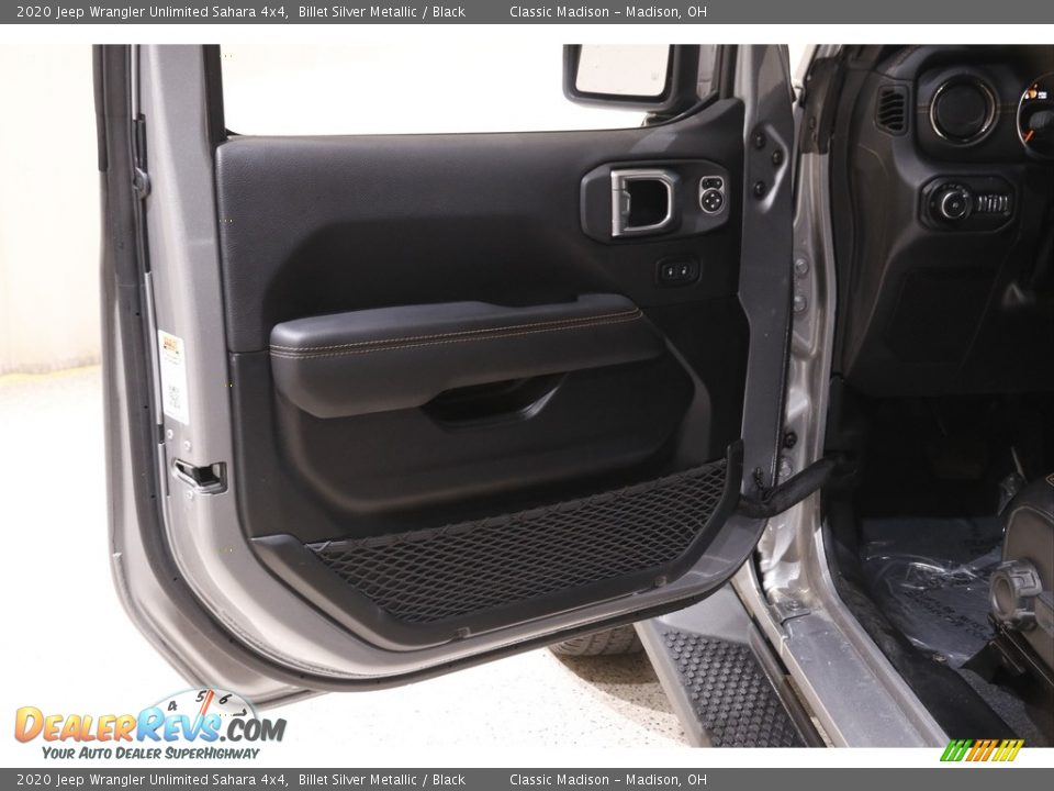 2020 Jeep Wrangler Unlimited Sahara 4x4 Billet Silver Metallic / Black Photo #4