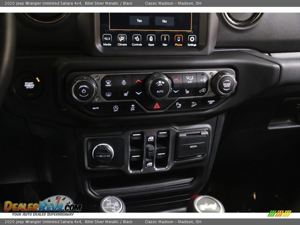 2020 Jeep Wrangler Unlimited Sahara 4x4 Billet Silver Metallic / Black Photo #15