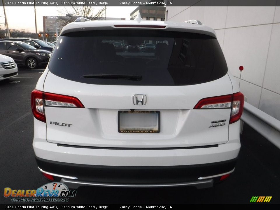 2021 Honda Pilot Touring AWD Platinum White Pearl / Beige Photo #7