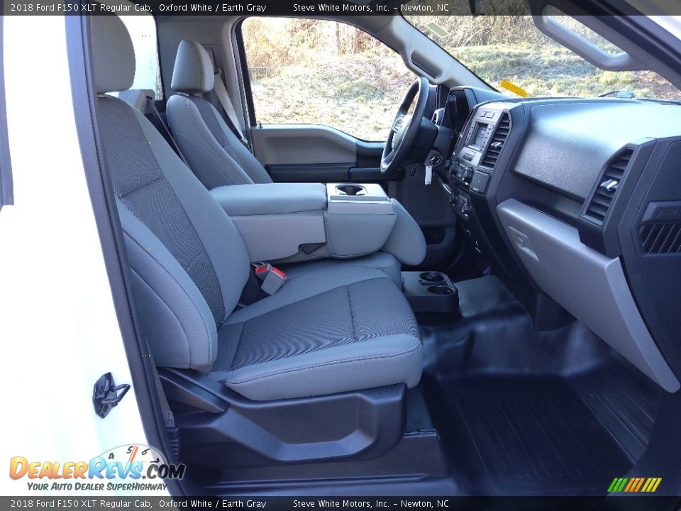 Front Seat of 2018 Ford F150 XLT Regular Cab Photo #15