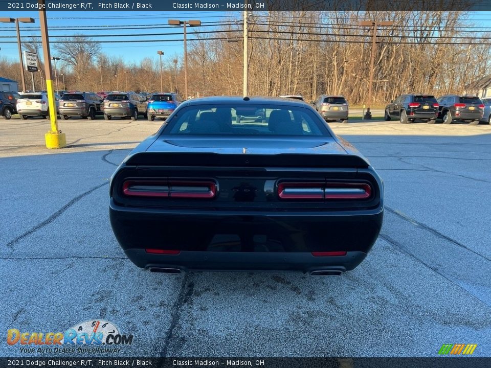 2021 Dodge Challenger R/T Pitch Black / Black Photo #9