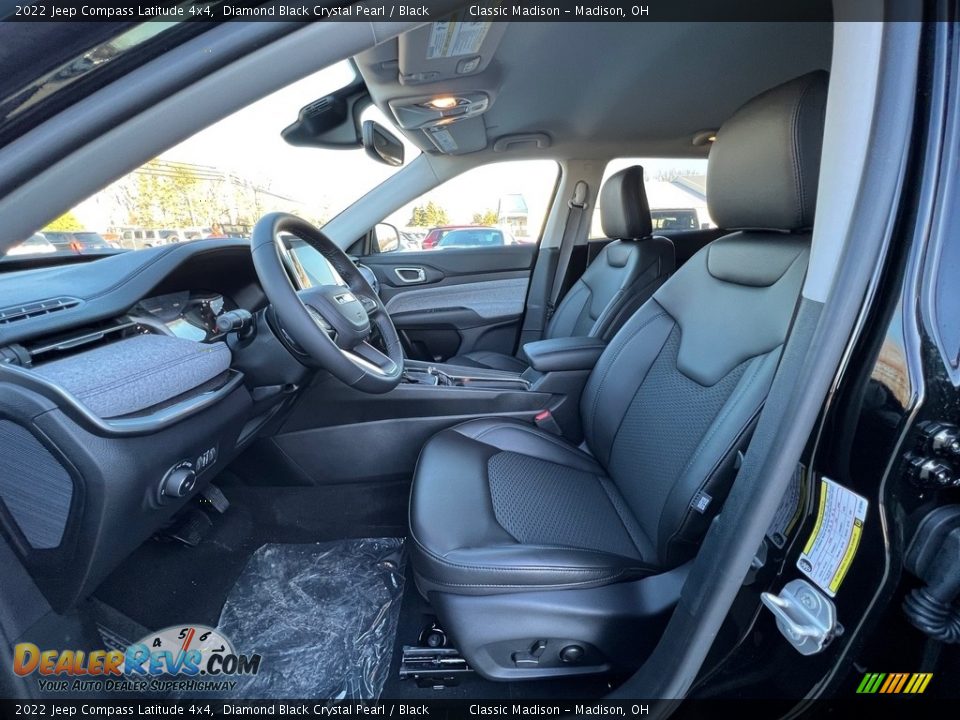 Black Interior - 2022 Jeep Compass Latitude 4x4 Photo #2