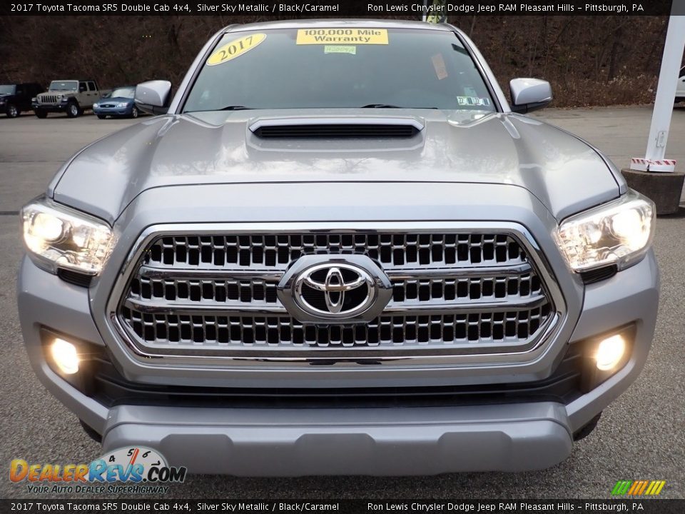 2017 Toyota Tacoma SR5 Double Cab 4x4 Silver Sky Metallic / Black/Caramel Photo #9