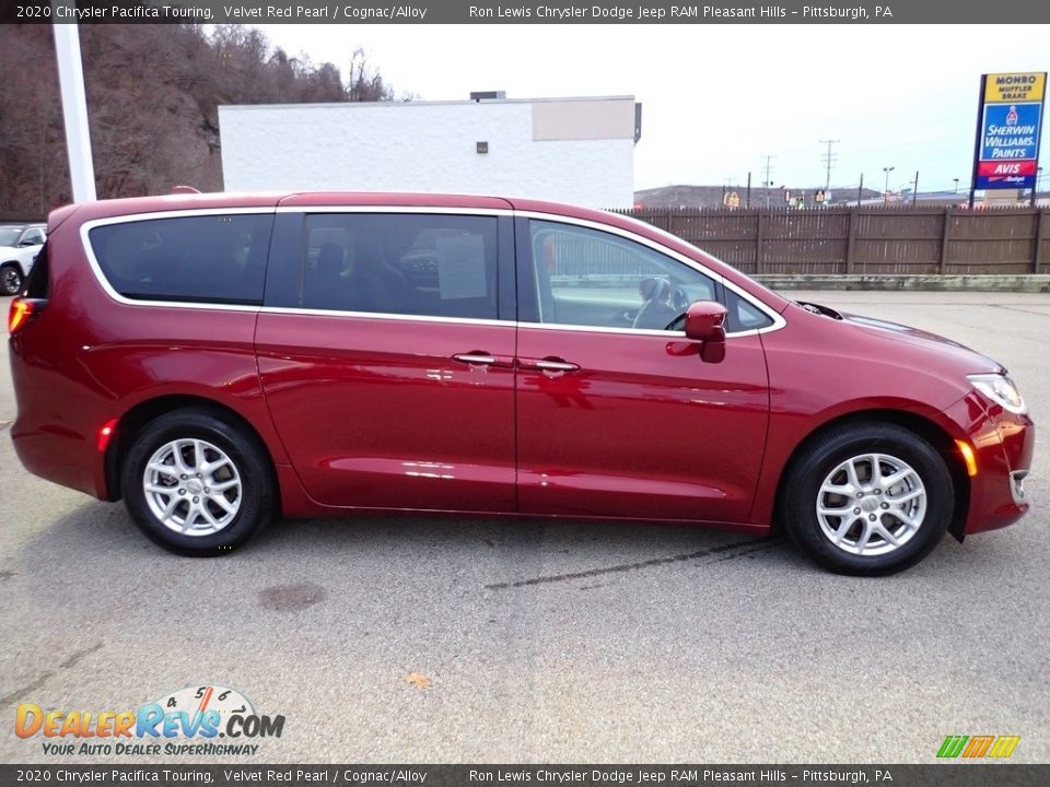 2020 Chrysler Pacifica Touring Velvet Red Pearl / Cognac/Alloy Photo #7