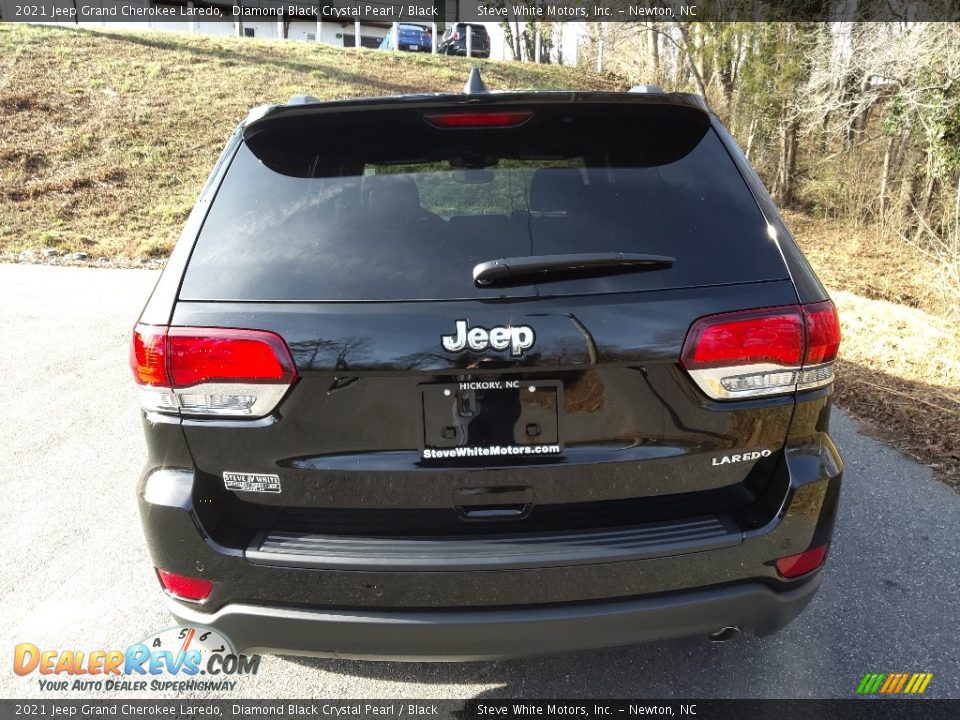 2021 Jeep Grand Cherokee Laredo Diamond Black Crystal Pearl / Black Photo #7