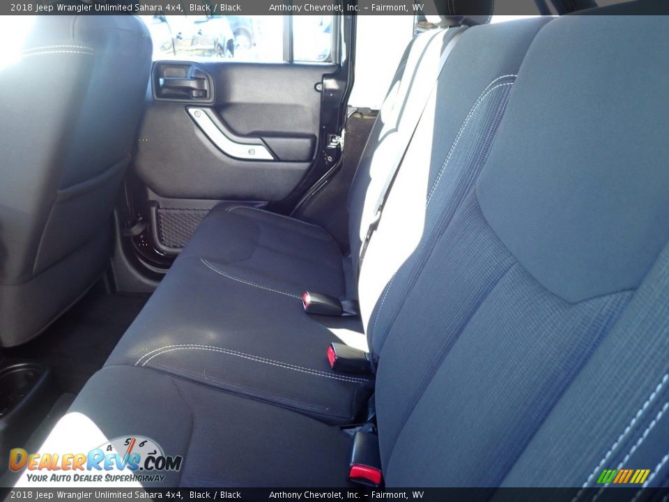 2018 Jeep Wrangler Unlimited Sahara 4x4 Black / Black Photo #12