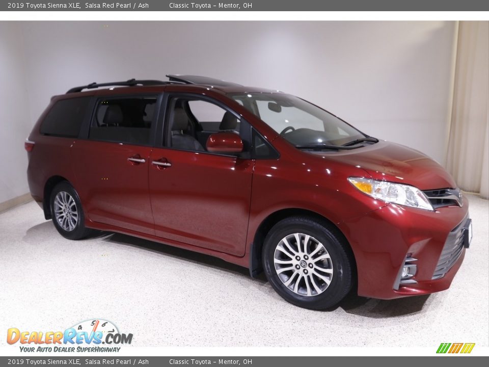 2019 Toyota Sienna XLE Salsa Red Pearl / Ash Photo #1