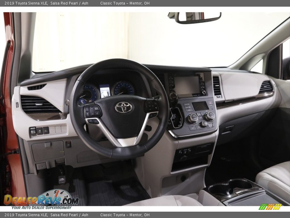 2019 Toyota Sienna XLE Salsa Red Pearl / Ash Photo #6