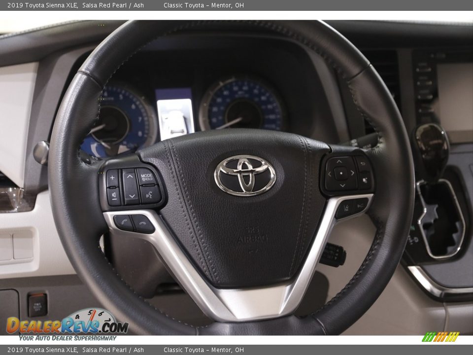 2019 Toyota Sienna XLE Salsa Red Pearl / Ash Photo #7