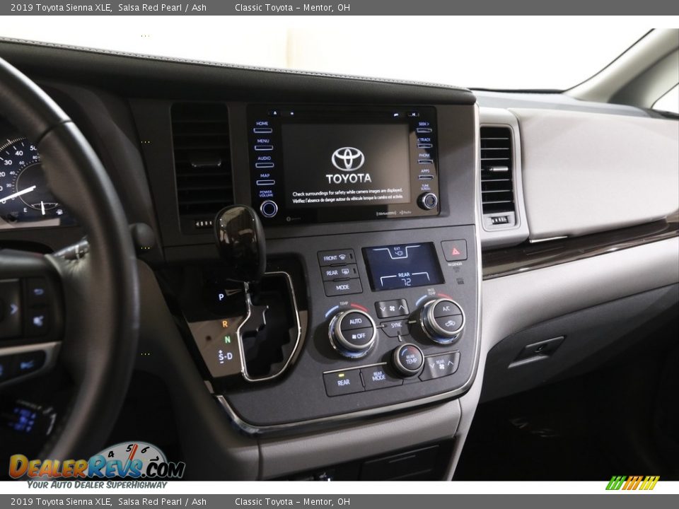 2019 Toyota Sienna XLE Salsa Red Pearl / Ash Photo #9