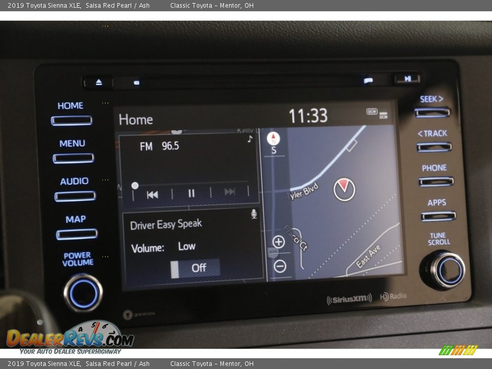 2019 Toyota Sienna XLE Salsa Red Pearl / Ash Photo #10