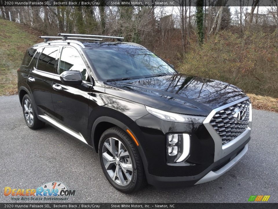 Front 3/4 View of 2020 Hyundai Palisade SEL Photo #4