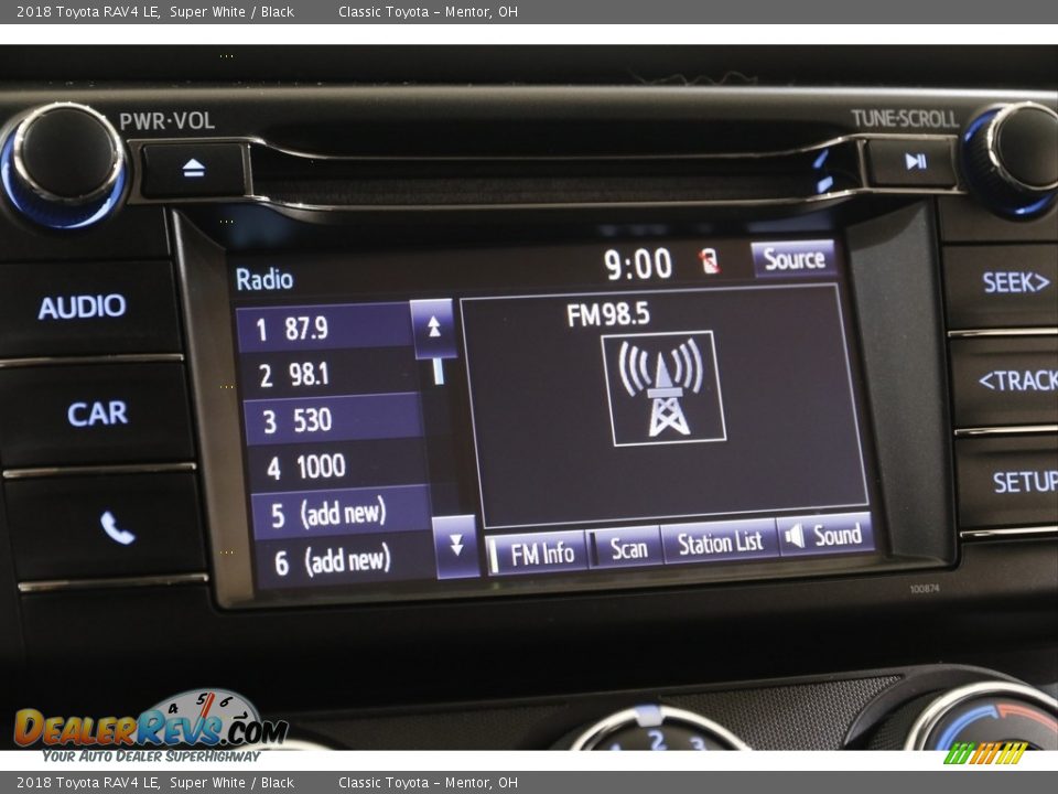 2018 Toyota RAV4 LE Super White / Black Photo #11