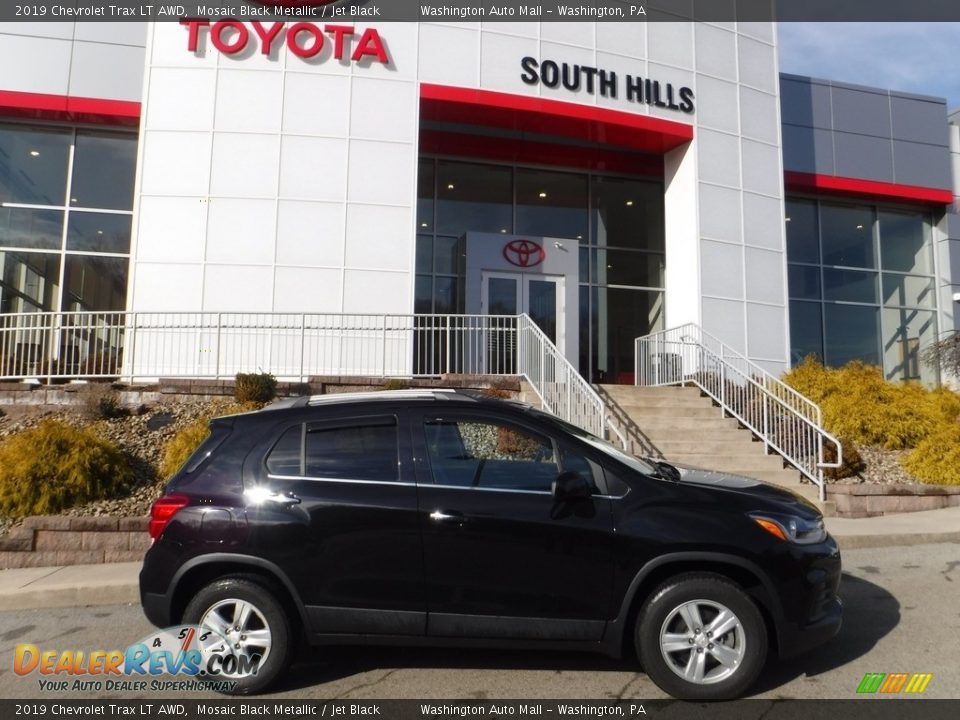 2019 Chevrolet Trax LT AWD Mosaic Black Metallic / Jet Black Photo #2