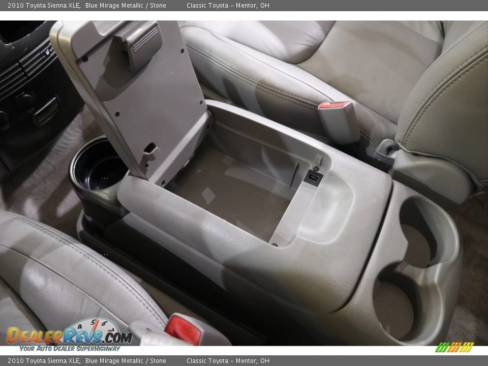 2010 Toyota Sienna XLE Blue Mirage Metallic / Stone Photo #17