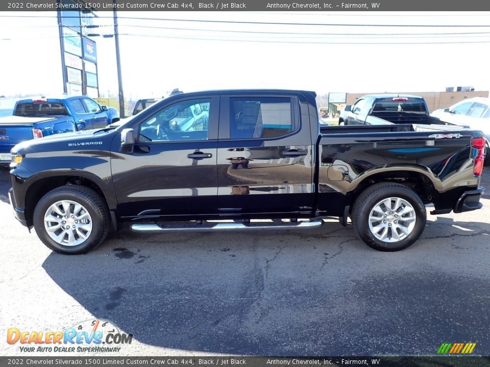 2022 Chevrolet Silverado 1500 Limited Custom Crew Cab 4x4 Black / Jet Black Photo #5
