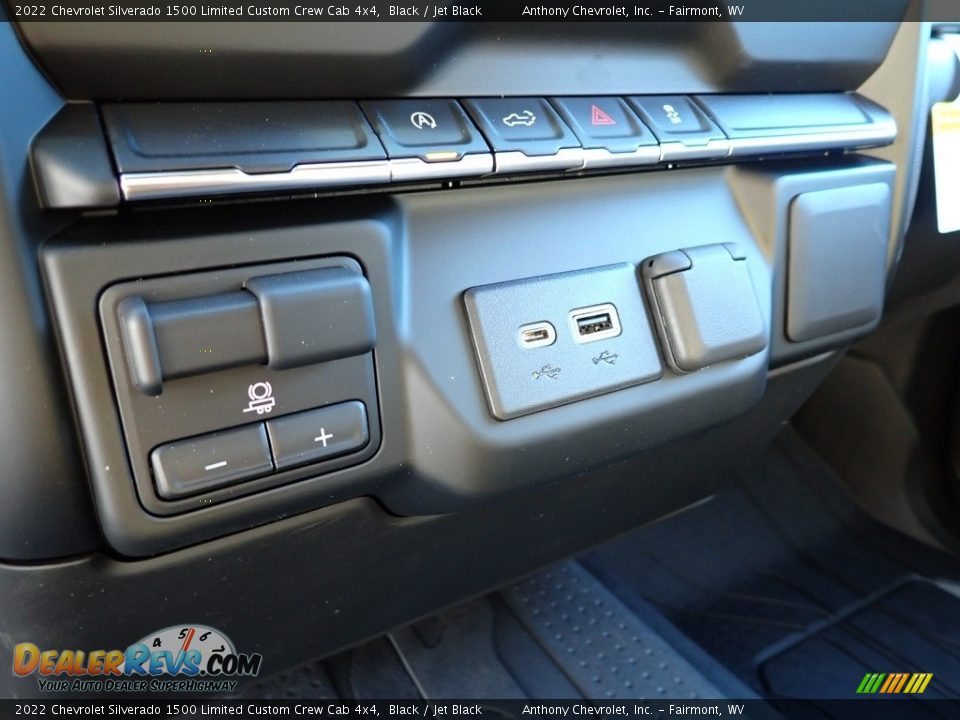 2022 Chevrolet Silverado 1500 Limited Custom Crew Cab 4x4 Black / Jet Black Photo #16