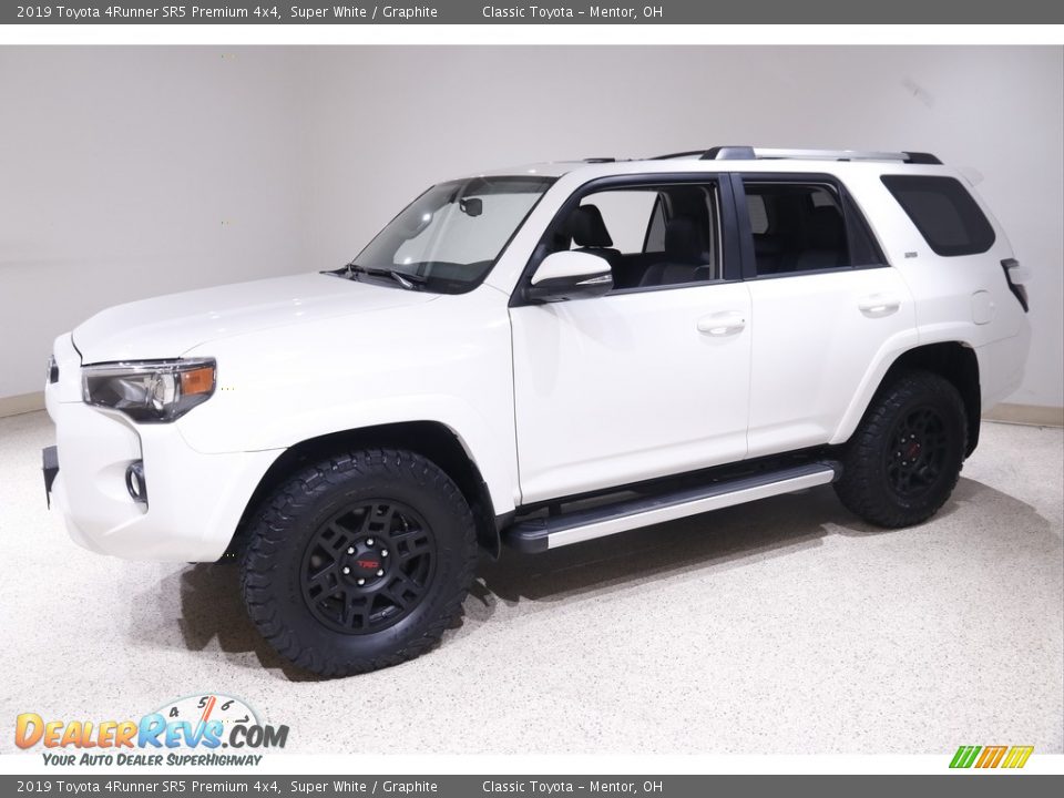2019 Toyota 4Runner SR5 Premium 4x4 Super White / Graphite Photo #3