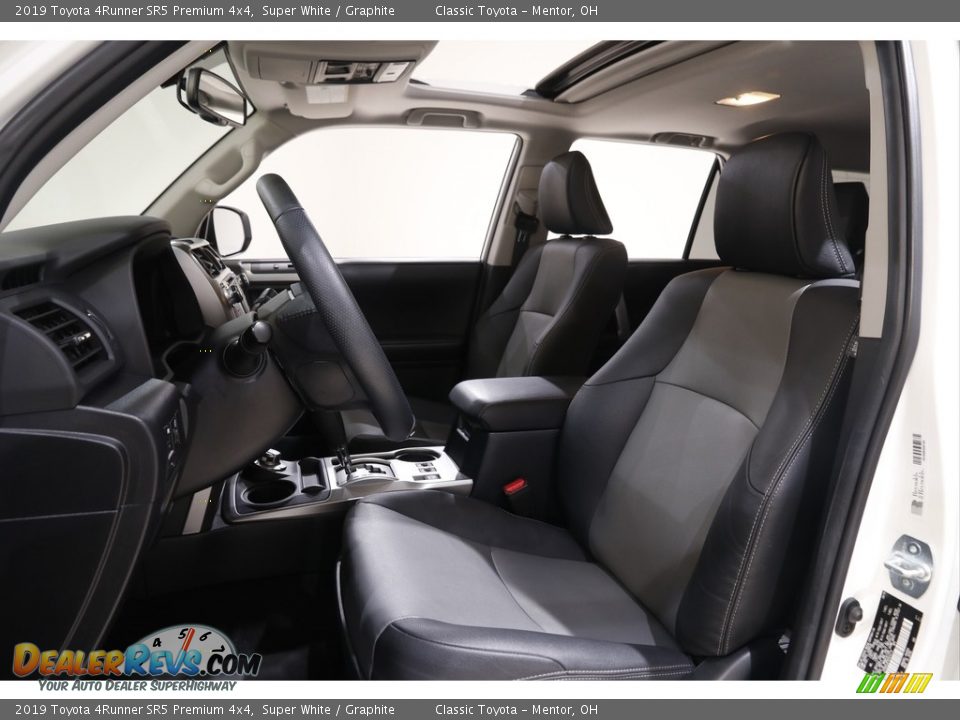 2019 Toyota 4Runner SR5 Premium 4x4 Super White / Graphite Photo #5