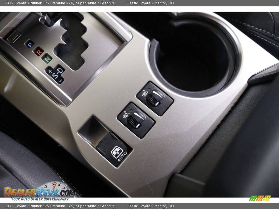 2019 Toyota 4Runner SR5 Premium 4x4 Super White / Graphite Photo #14
