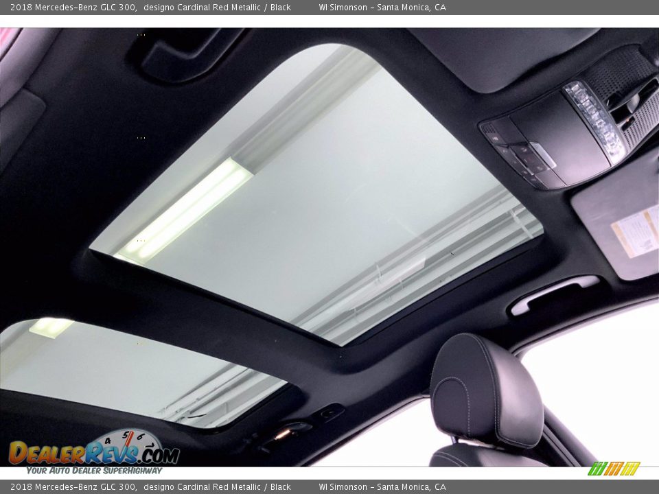 Sunroof of 2018 Mercedes-Benz GLC 300 Photo #25