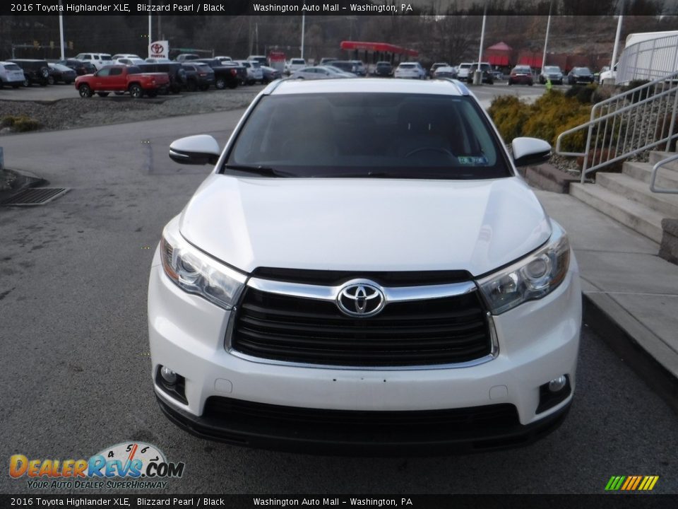 2016 Toyota Highlander XLE Blizzard Pearl / Black Photo #10