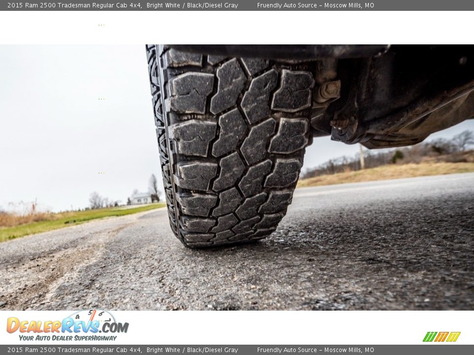 2015 Ram 2500 Tradesman Regular Cab 4x4 Bright White / Black/Diesel Gray Photo #24