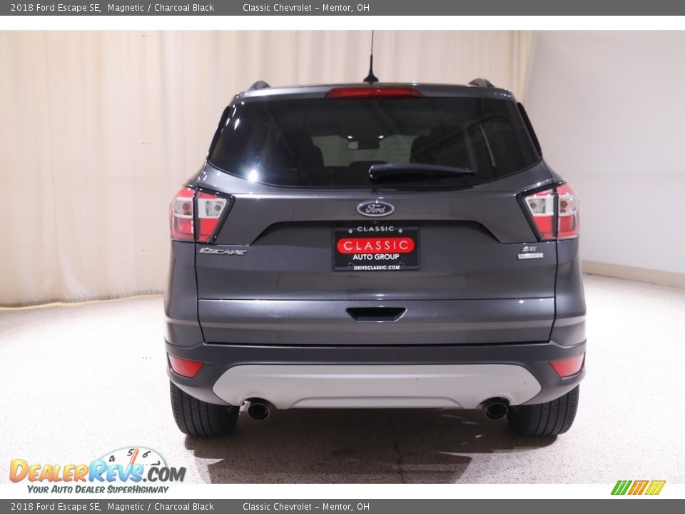 2018 Ford Escape SE Magnetic / Charcoal Black Photo #17