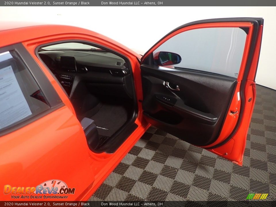 2020 Hyundai Veloster 2.0 Sunset Orange / Black Photo #36