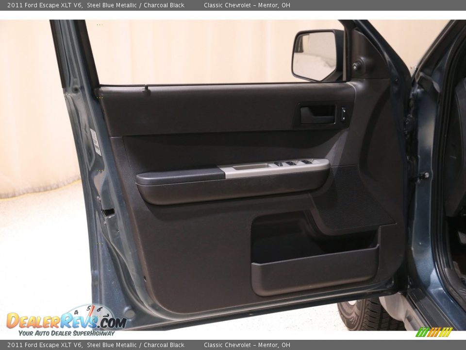 2011 Ford Escape XLT V6 Steel Blue Metallic / Charcoal Black Photo #4