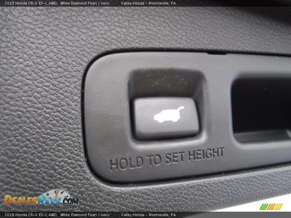 2018 Honda CR-V EX-L AWD White Diamond Pearl / Ivory Photo #26