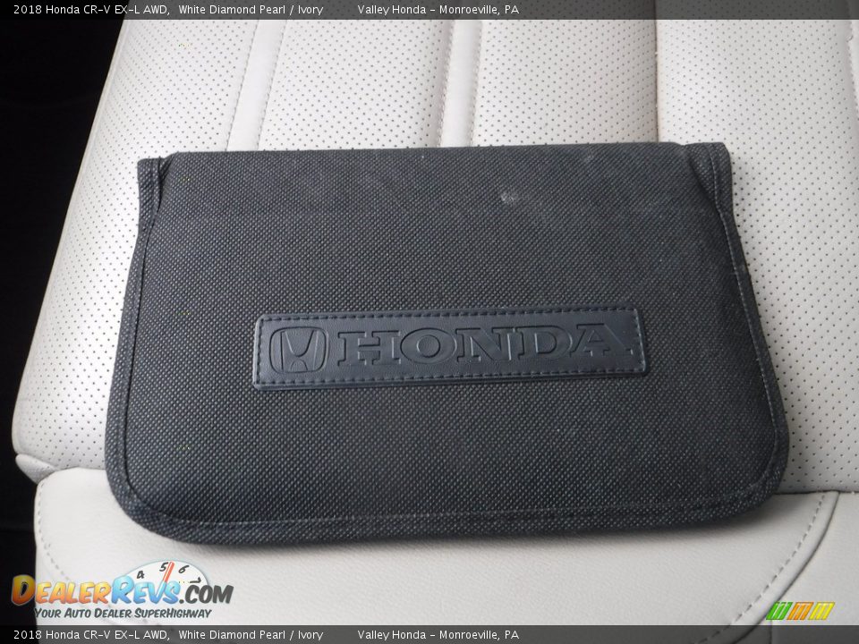 2018 Honda CR-V EX-L AWD White Diamond Pearl / Ivory Photo #28