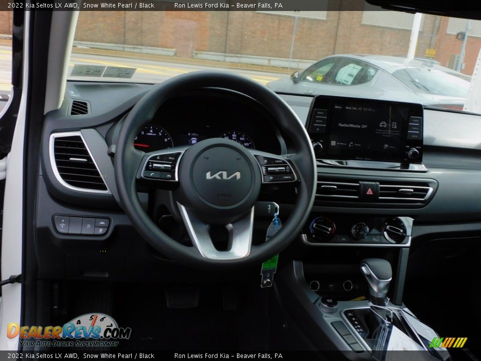 2022 Kia Seltos LX AWD Snow White Pearl / Black Photo #13