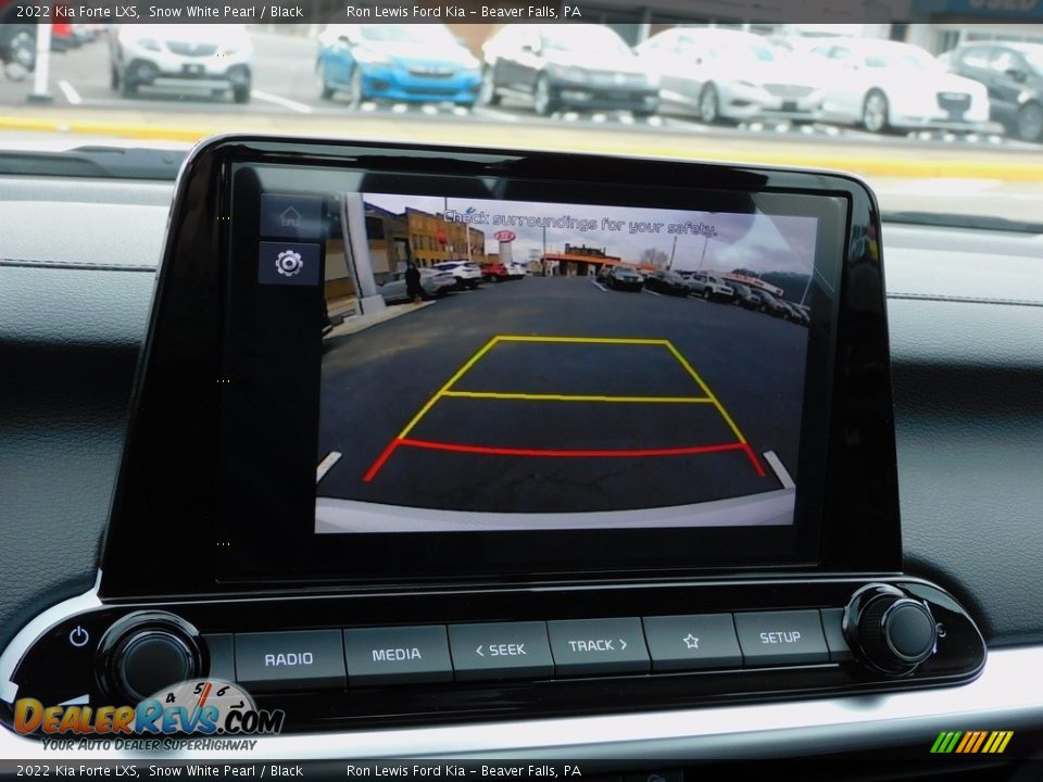 2022 Kia Forte LXS Snow White Pearl / Black Photo #16
