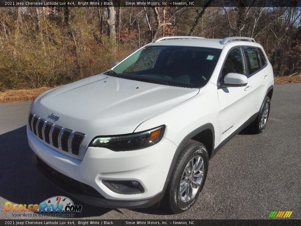 2021 Jeep Cherokee Latitude Lux 4x4 Bright White / Black Photo #2