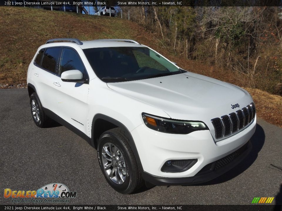 2021 Jeep Cherokee Latitude Lux 4x4 Bright White / Black Photo #4