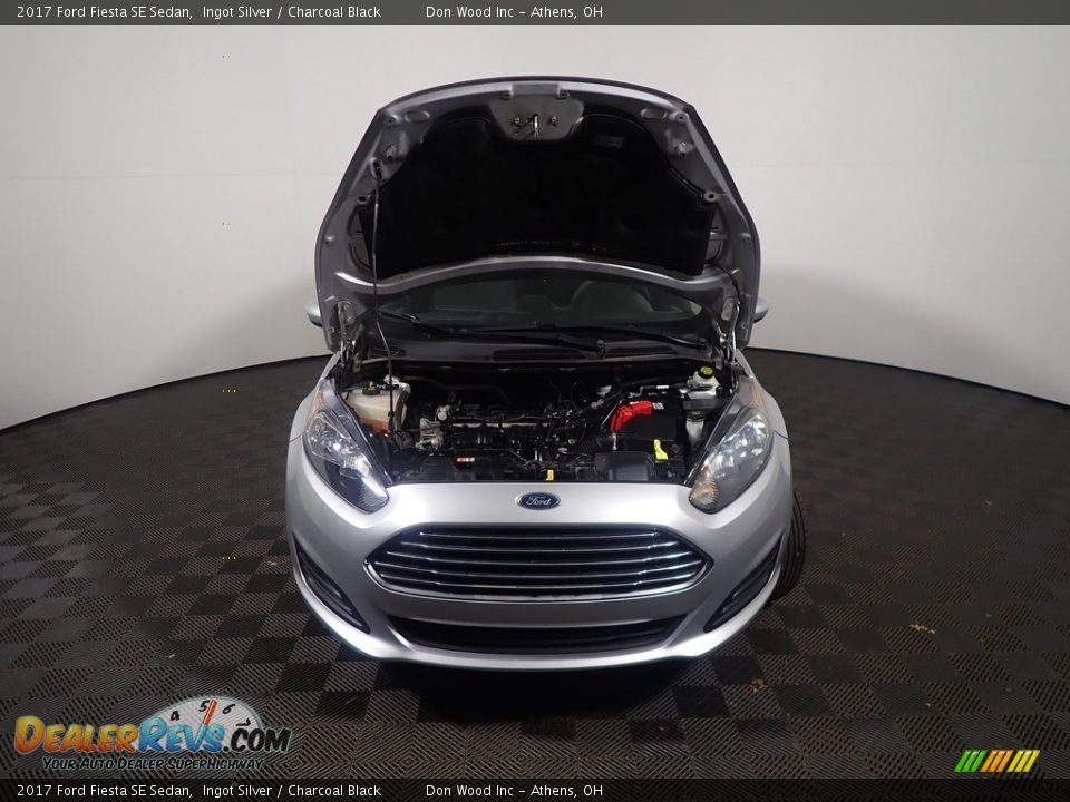 2017 Ford Fiesta SE Sedan Ingot Silver / Charcoal Black Photo #5